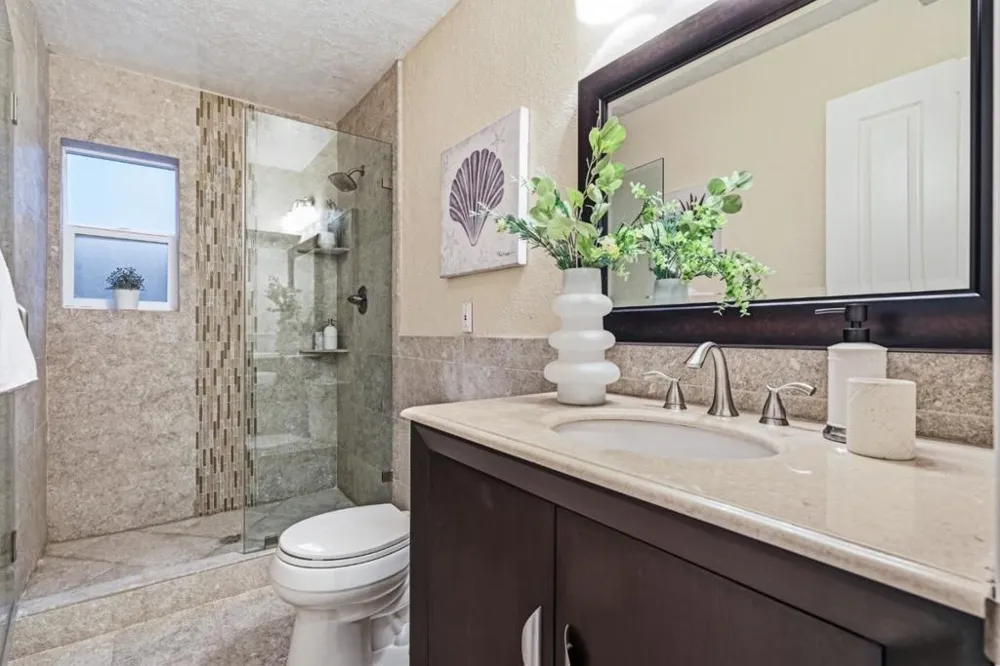 3202 E Laurel Creek Road Belmont, CA 94002