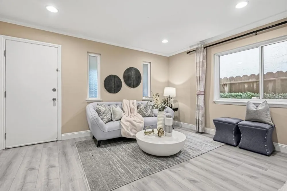 3202 E Laurel Creek Road Belmont, CA 94002