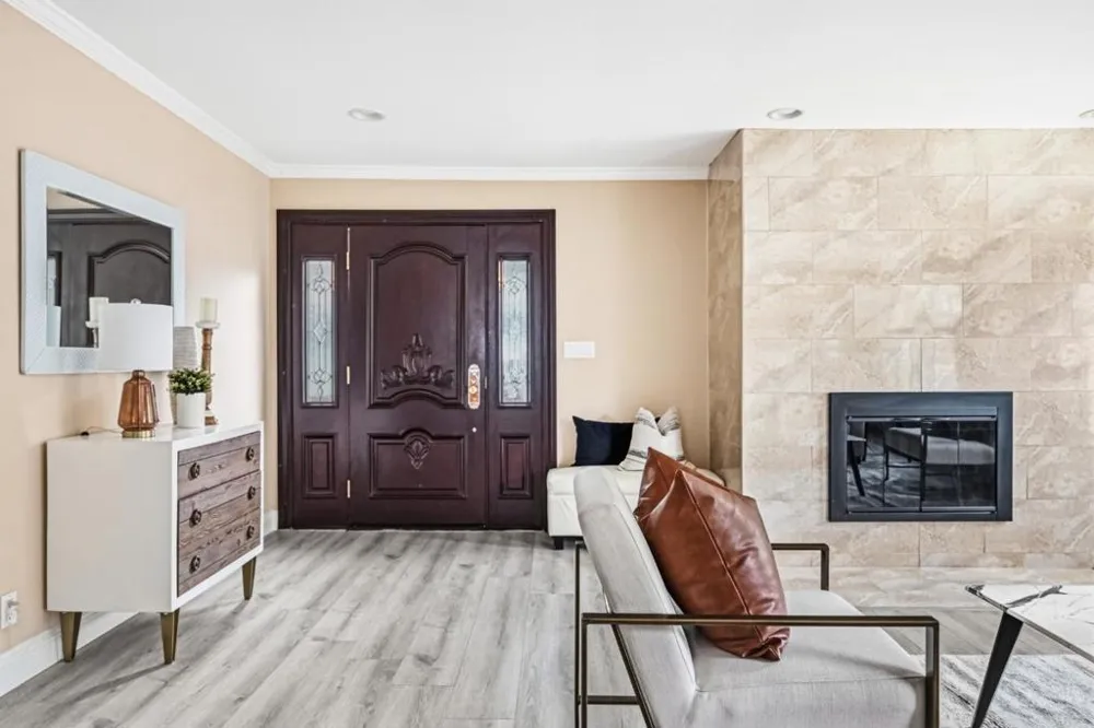 3202 E Laurel Creek Road Belmont, CA 94002
