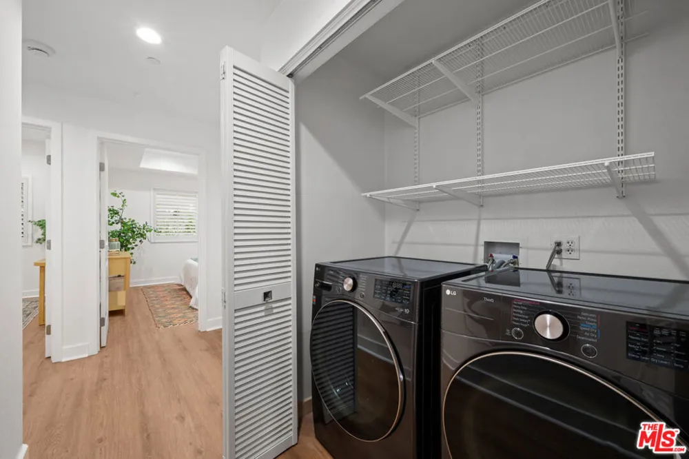 11115 Acama Street #104 Studio City, CA 91602
