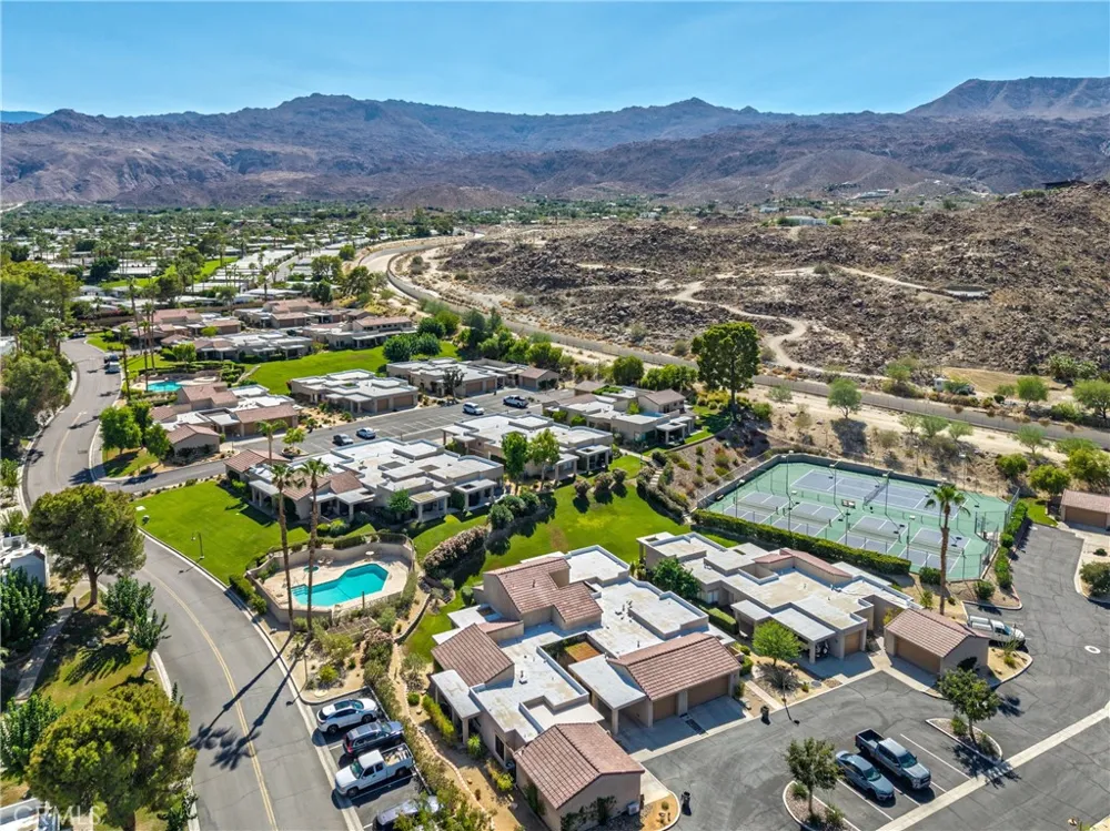 72299 Blueridge Court Palm Desert, CA 92260