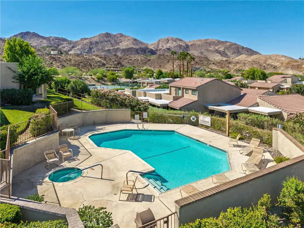 72299 Blueridge Court Palm Desert, CA 92260