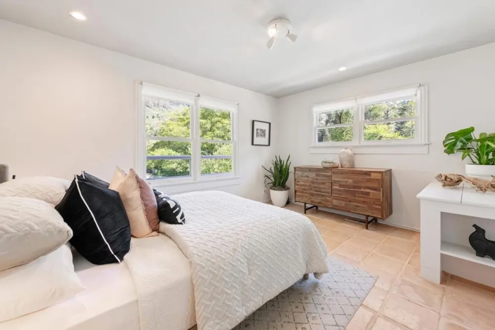 2570 Purisima Creek Road Half Moon Bay, CA 94019