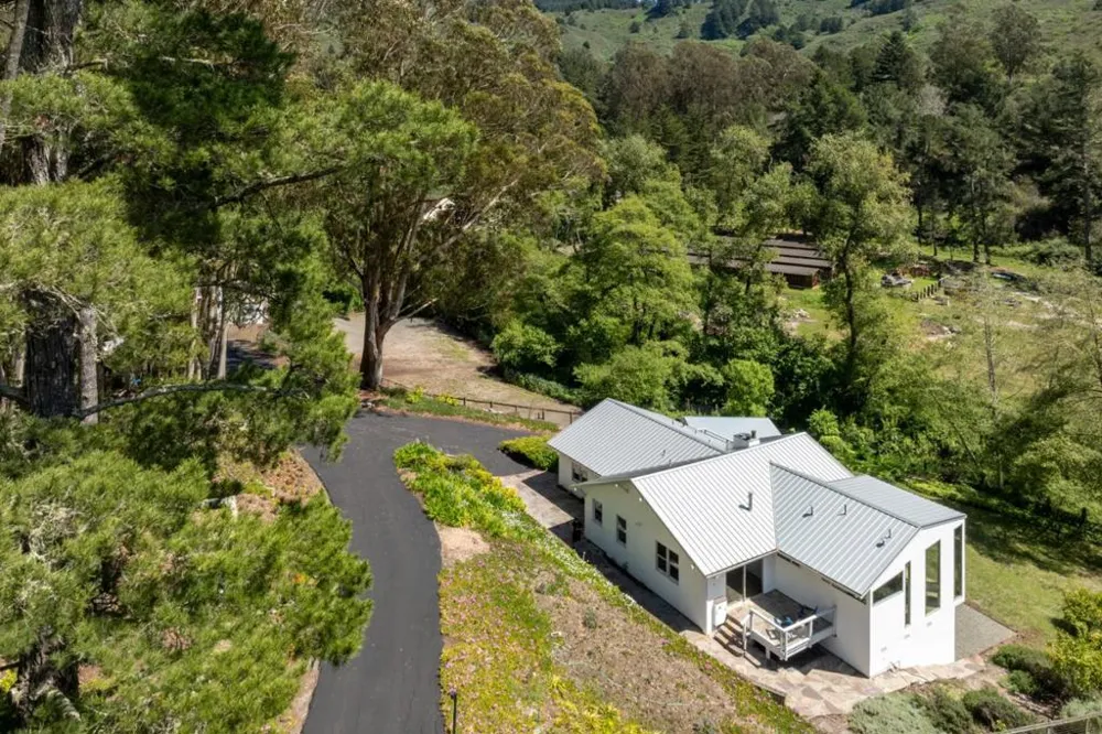 2570 Purisima Creek Road Half Moon Bay, CA 94019