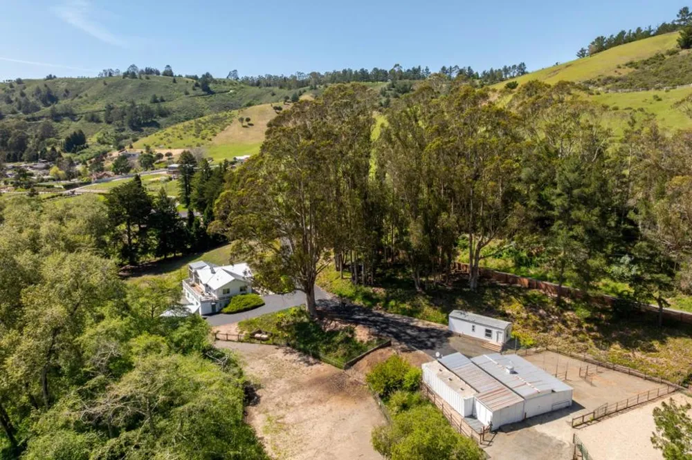 2570 Purisima Creek Road Half Moon Bay, CA 94019