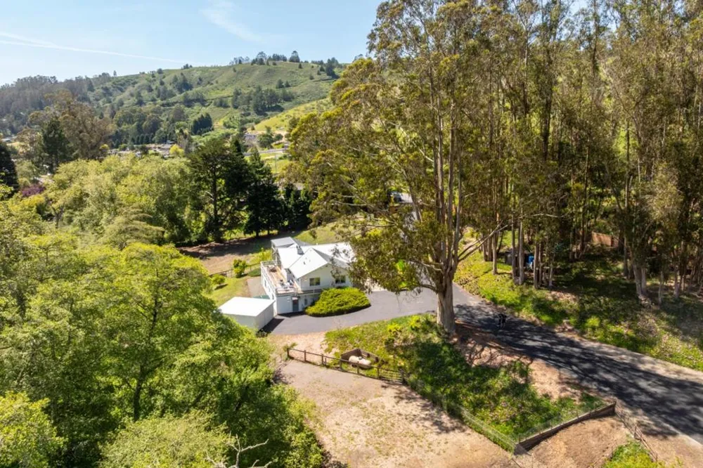 2570 Purisima Creek Road Half Moon Bay, CA 94019