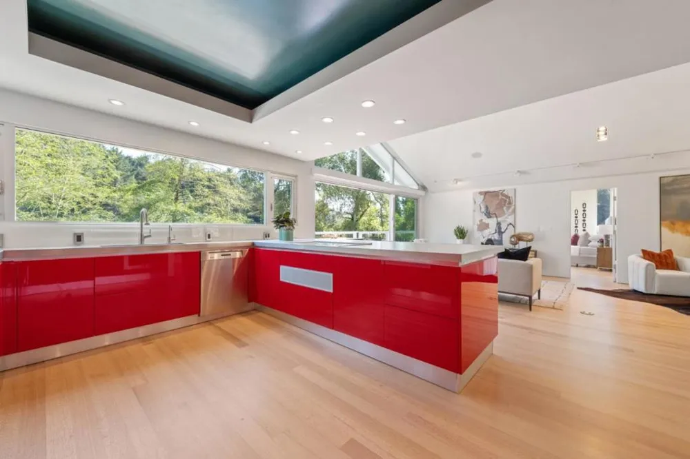 2570 Purisima Creek Road Half Moon Bay, CA 94019