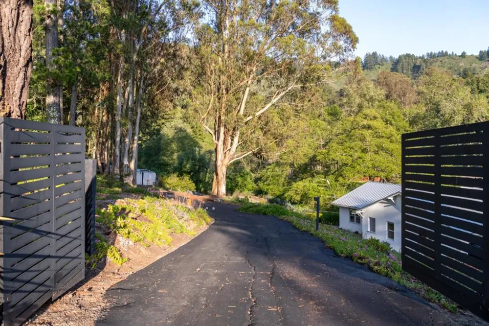 2570 Purisima Creek Road Half Moon Bay, CA 94019