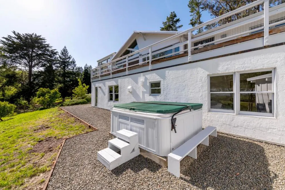 2570 Purisima Creek Road Half Moon Bay, CA 94019