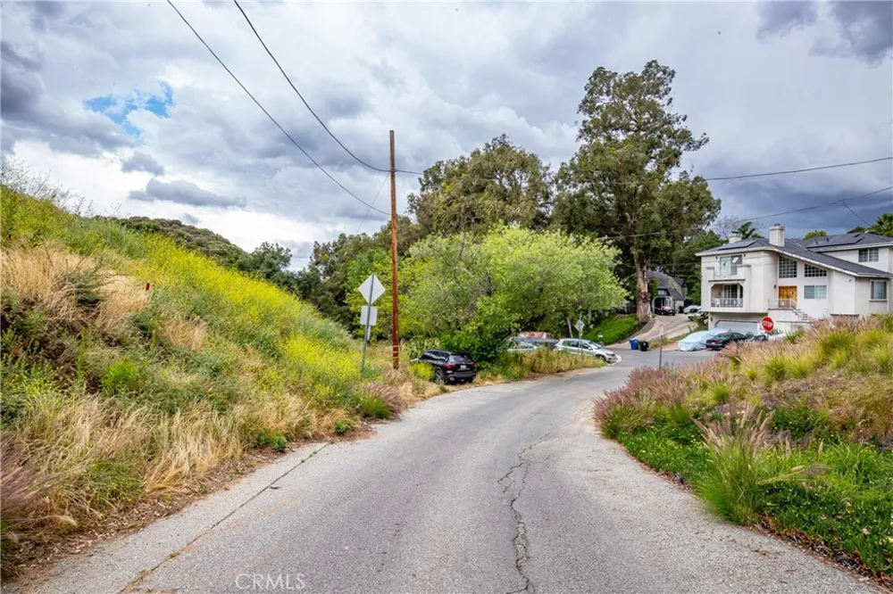 7266 Tranquil Drive Tujunga, CA 91042