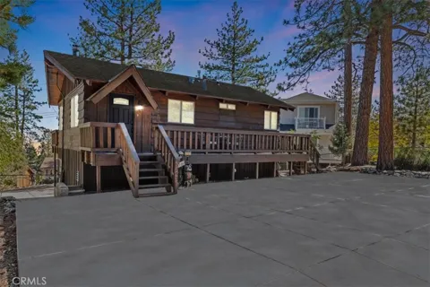 5243 Desert View
