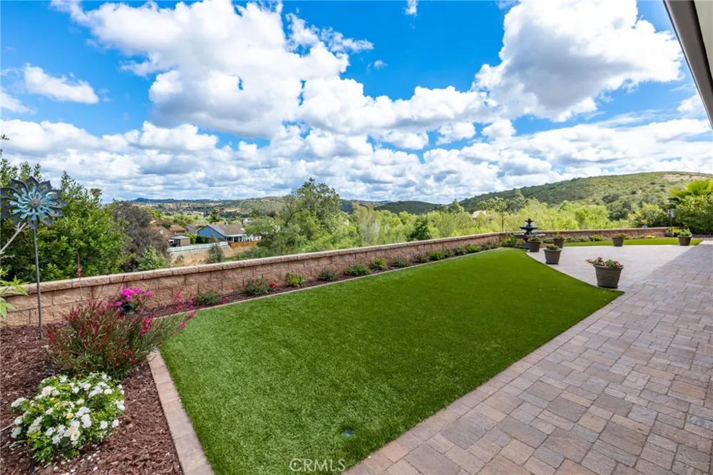 5762 Rancho Del Caballo Bonsall, CA 92003