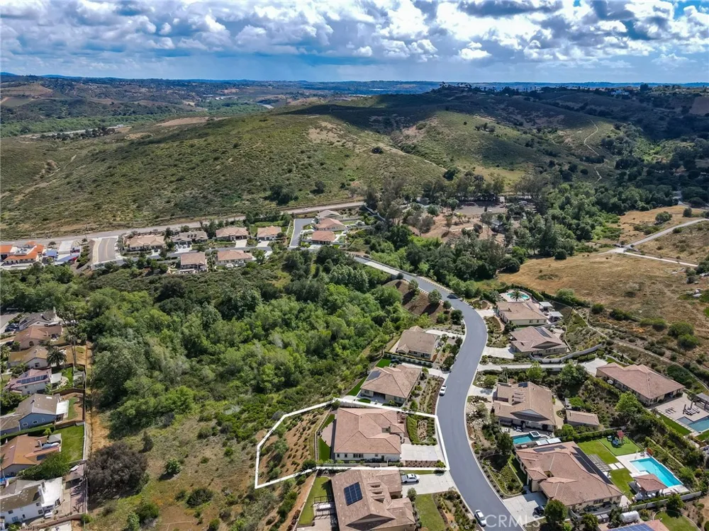 5762 Rancho Del Caballo Bonsall, CA 92003