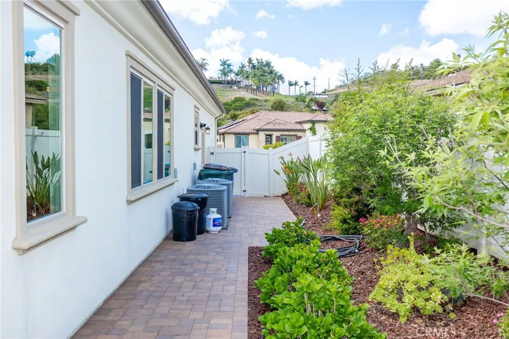 5762 Rancho Del Caballo Bonsall, CA 92003