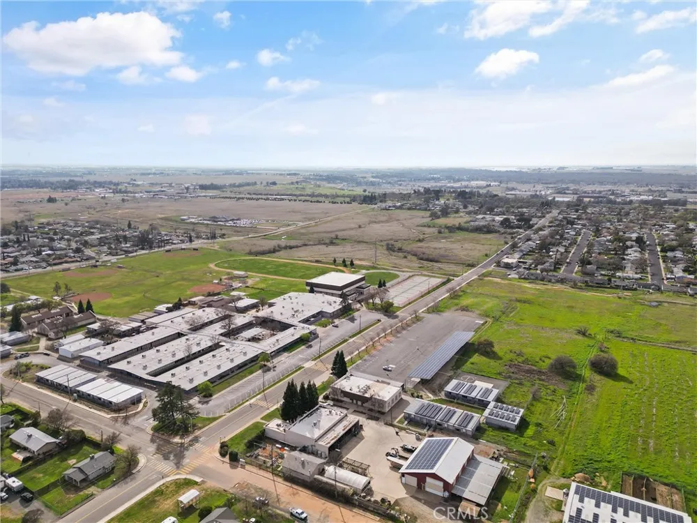 Las Plumas Avenue Oroville, CA 95966