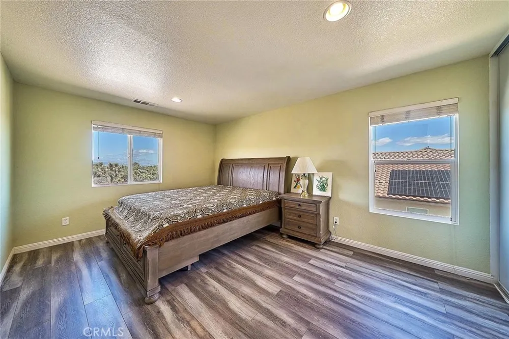 43521 Blossom Lancaster, CA 93536