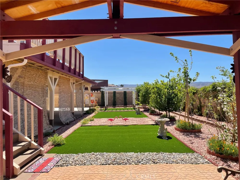 43521 Blossom Lancaster, CA 93536