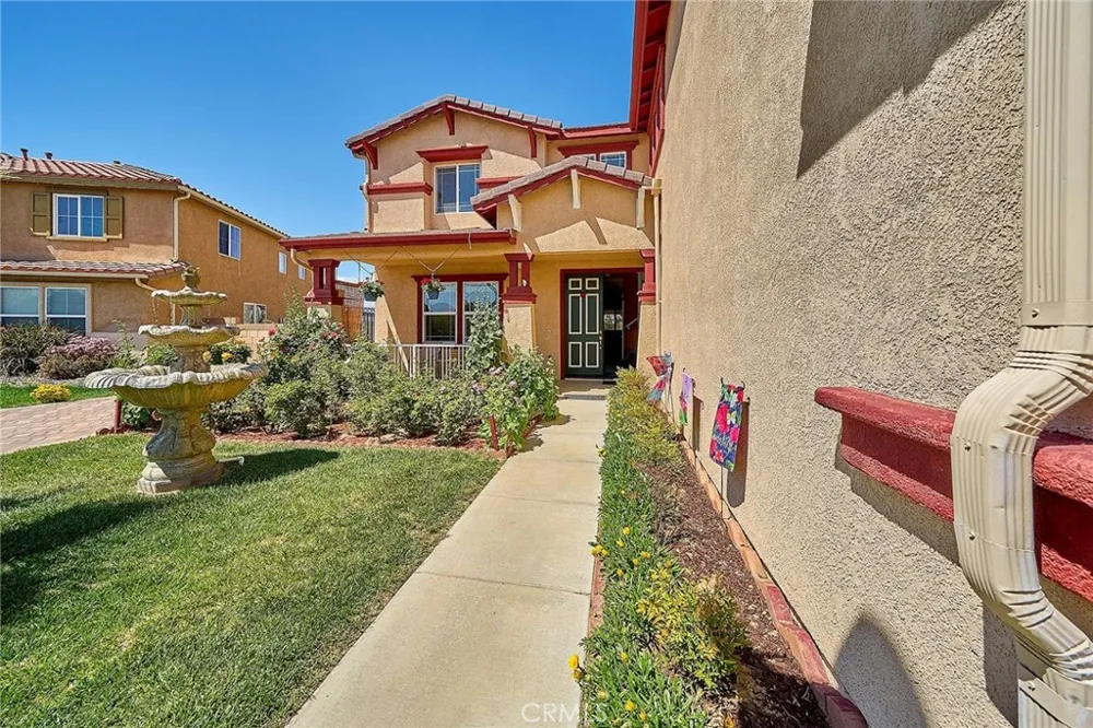 43521 Blossom Lancaster, CA 93536