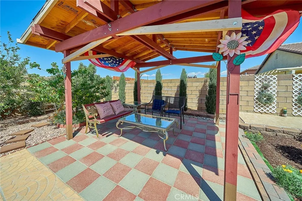 43521 Blossom Lancaster, CA 93536