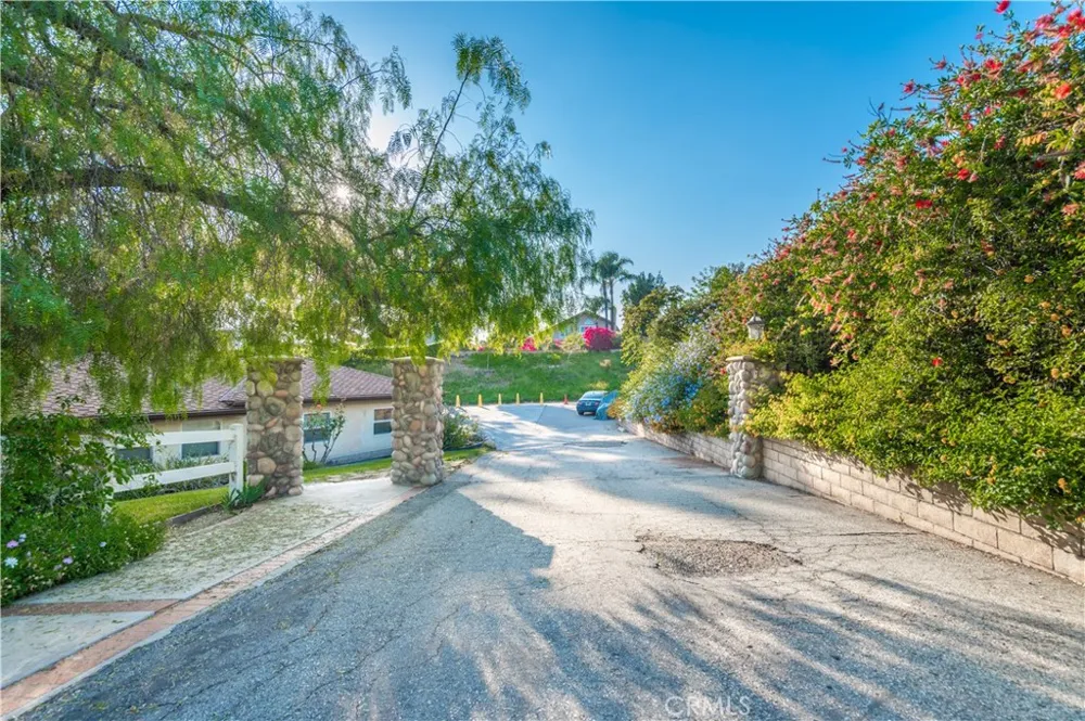 792 El Vallencito Walnut, CA 91789