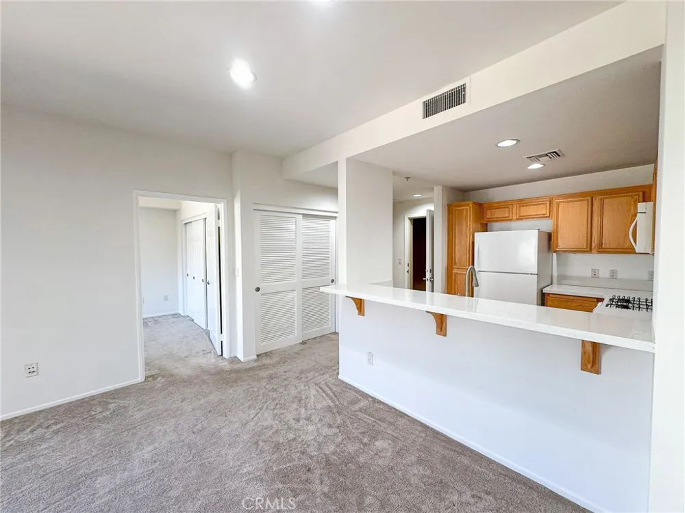 13200 Pacific Promenade #217 Playa Vista, CA 90094