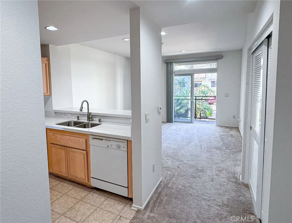 13200 Pacific Promenade #217 Playa Vista, CA 90094