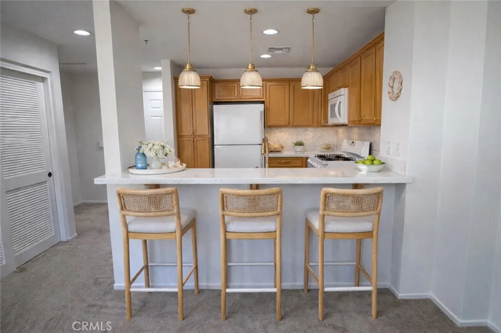 13200 Pacific Promenade #217 Playa Vista, CA 90094