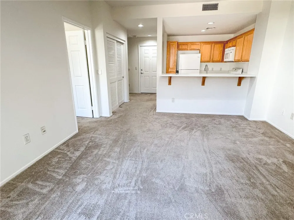 13200 Pacific Promenade #217 Playa Vista, CA 90094