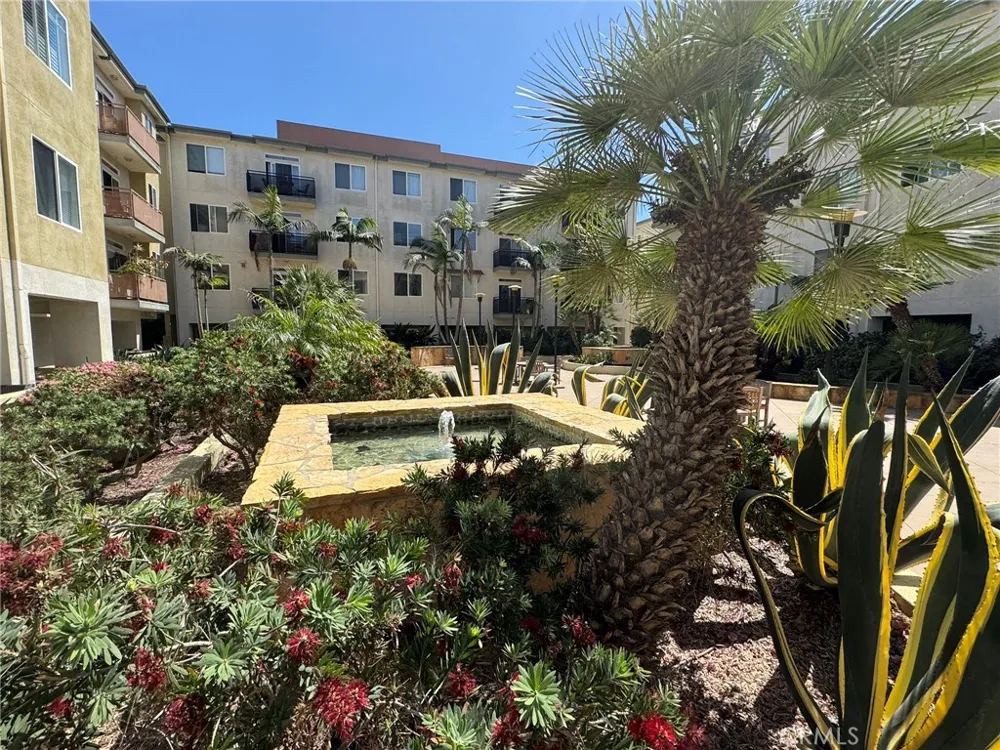 13200 Pacific Promenade #217 Playa Vista, CA 90094