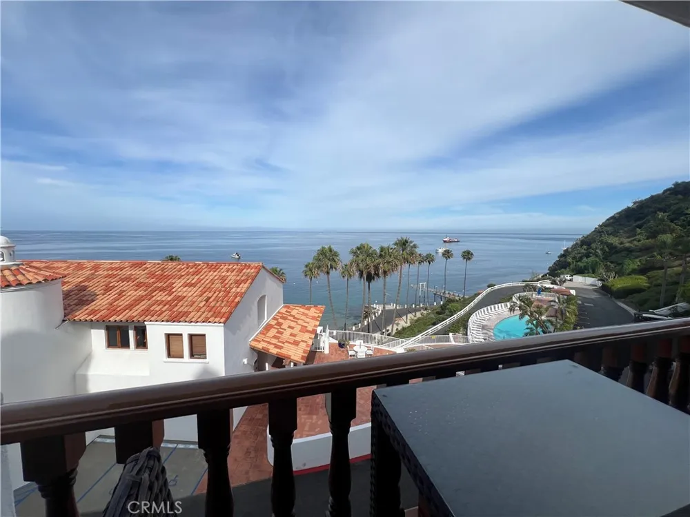 27 Camino De Flores Avalon, CA 90704