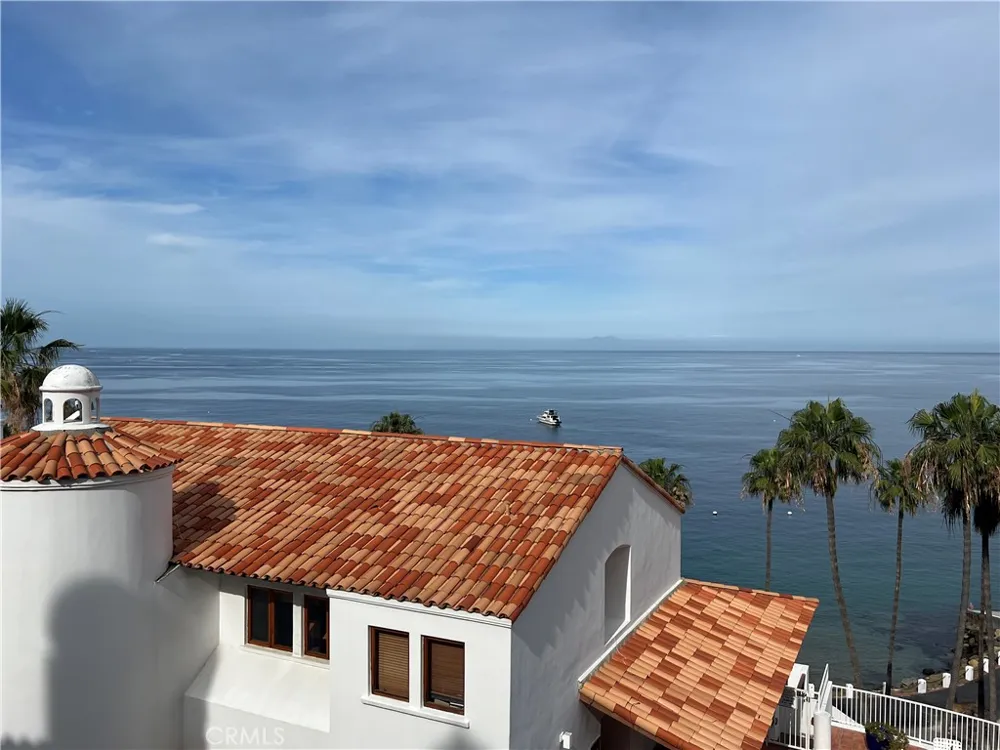 27 Camino De Flores Avalon, CA 90704