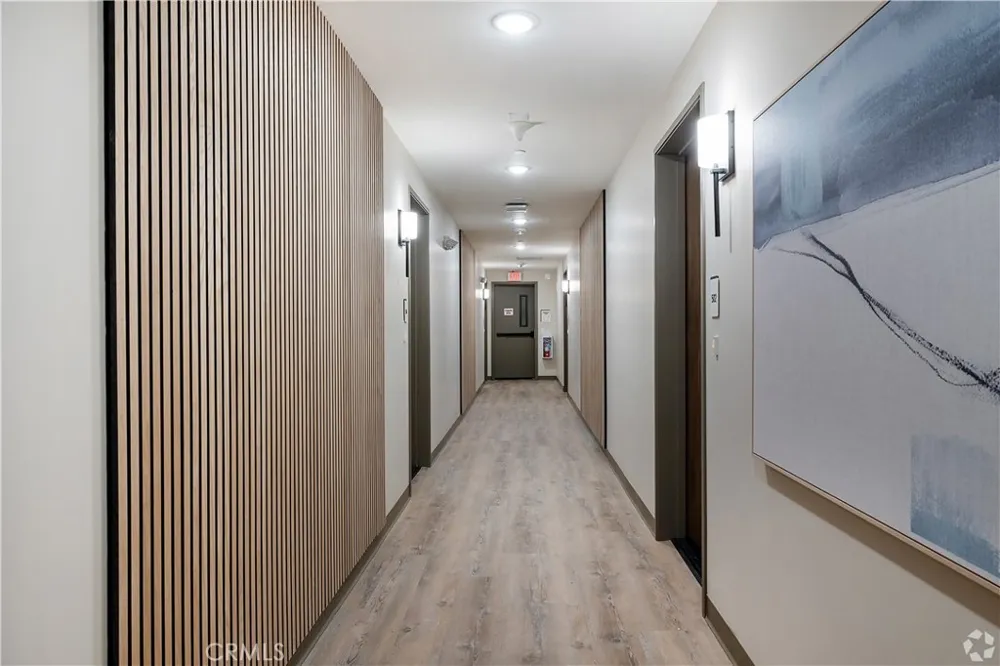1303 S Orange Grove Avenue #601 Los Angeles, CA 90019