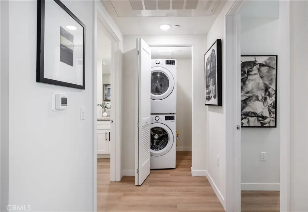 1303 S Orange Grove Avenue #601 Los Angeles, CA 90019
