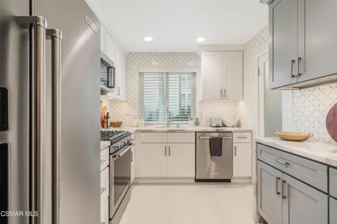 31556 Agoura Road #2