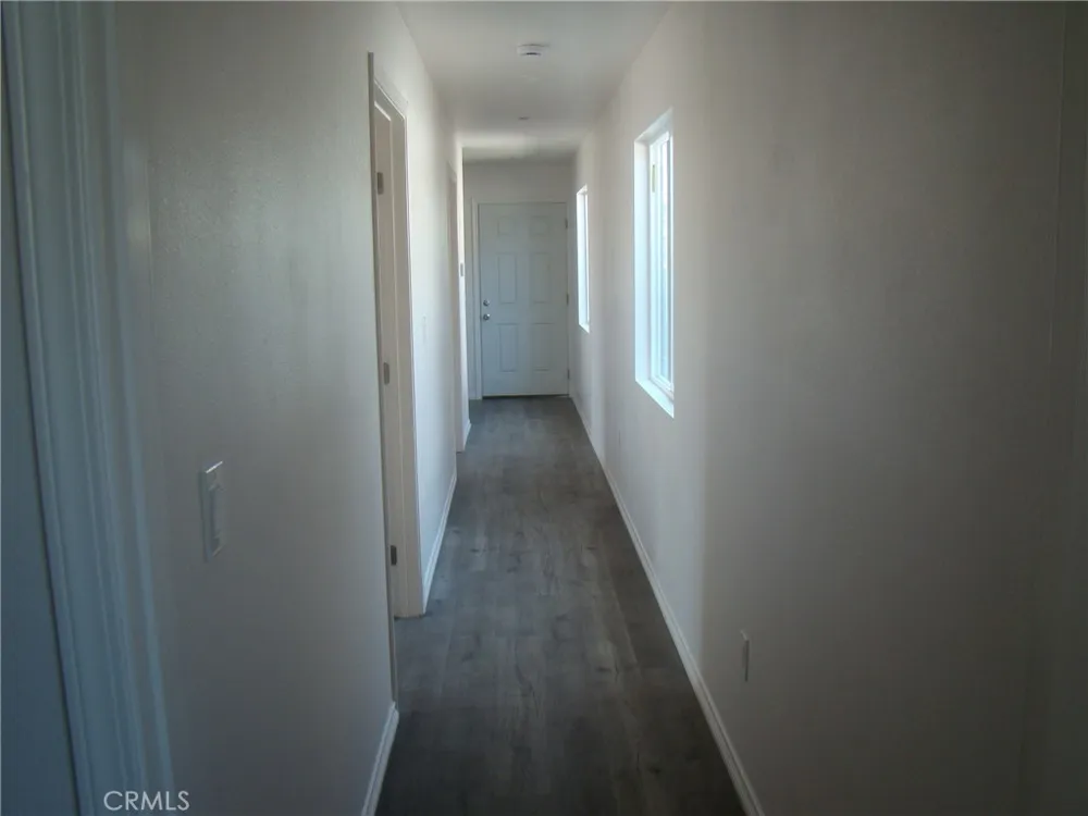 10622 Anzac Los Angeles, CA 90002