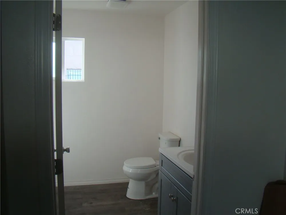 10622 Anzac Los Angeles, CA 90002