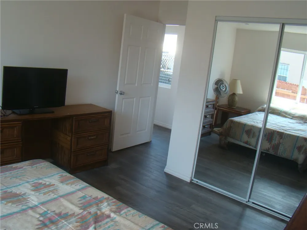 10622 Anzac Los Angeles, CA 90002
