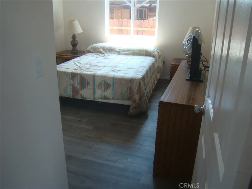10622 Anzac Los Angeles, CA 90002
