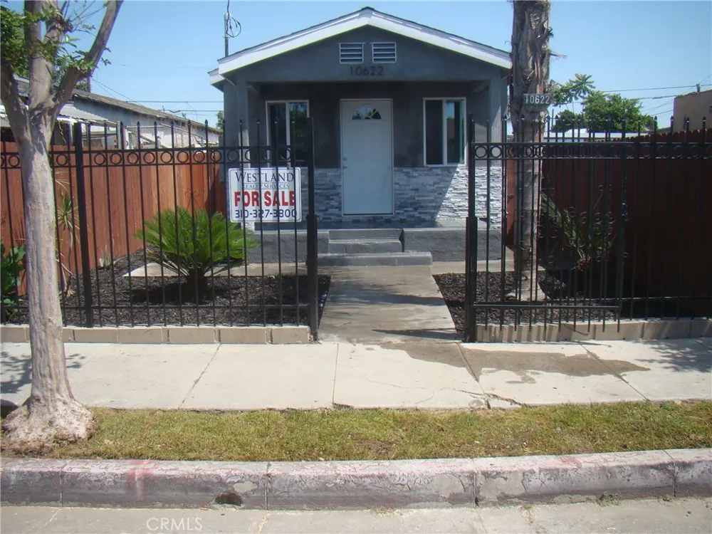 10622 Anzac Los Angeles, CA 90002