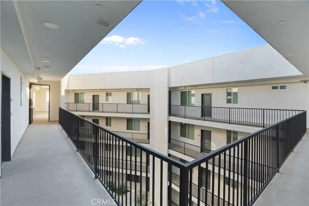 8750 Sepulveda Boulevard #310 North Hills, CA 91343