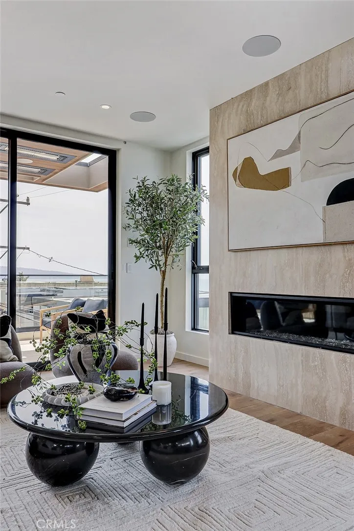 315 25th Manhattan Beach, CA 90266