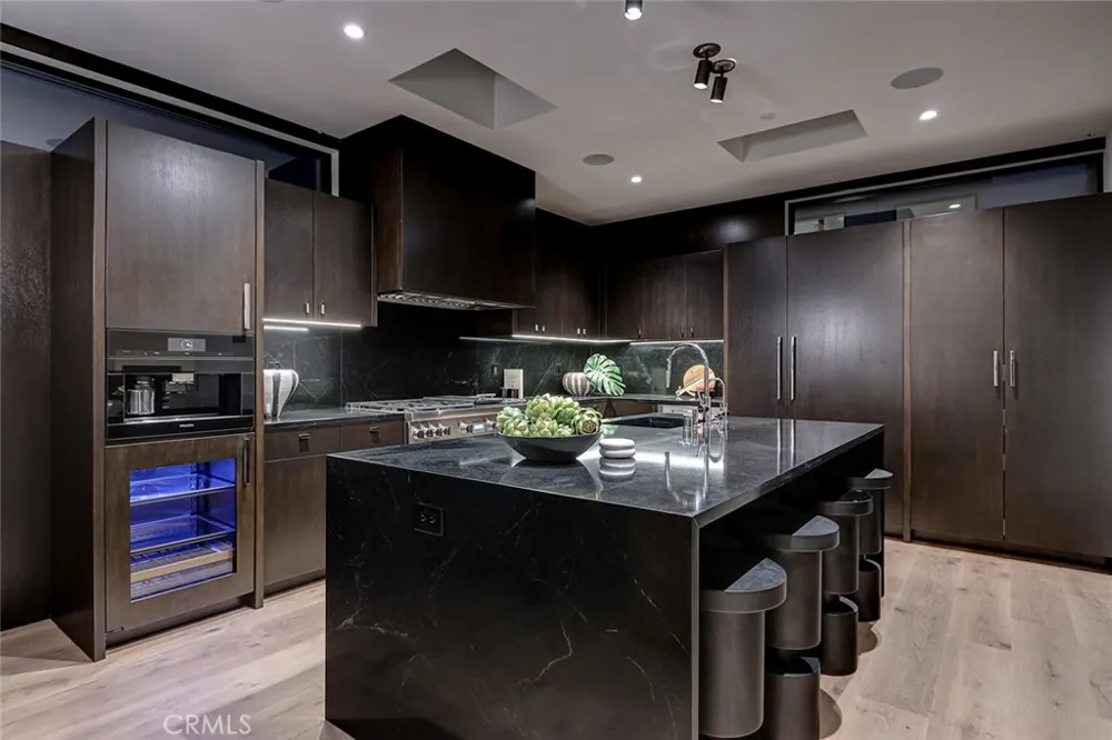 315 25th Manhattan Beach, CA 90266