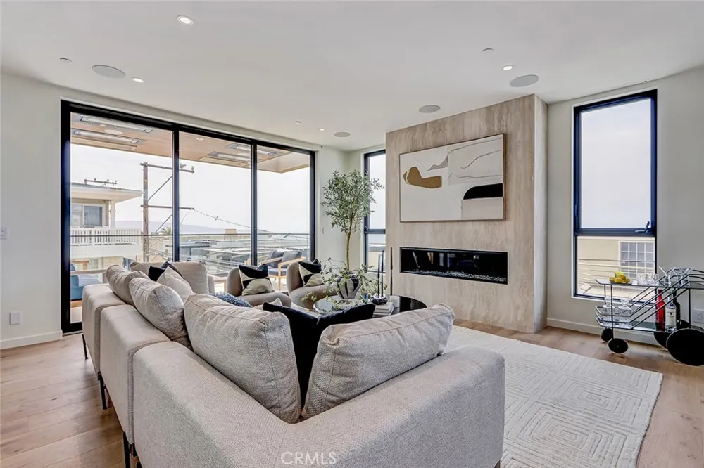 315 25th Manhattan Beach, CA 90266