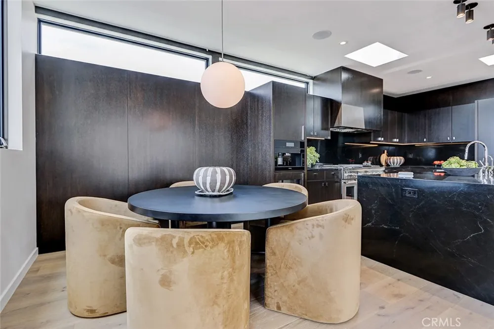 315 25th Manhattan Beach, CA 90266