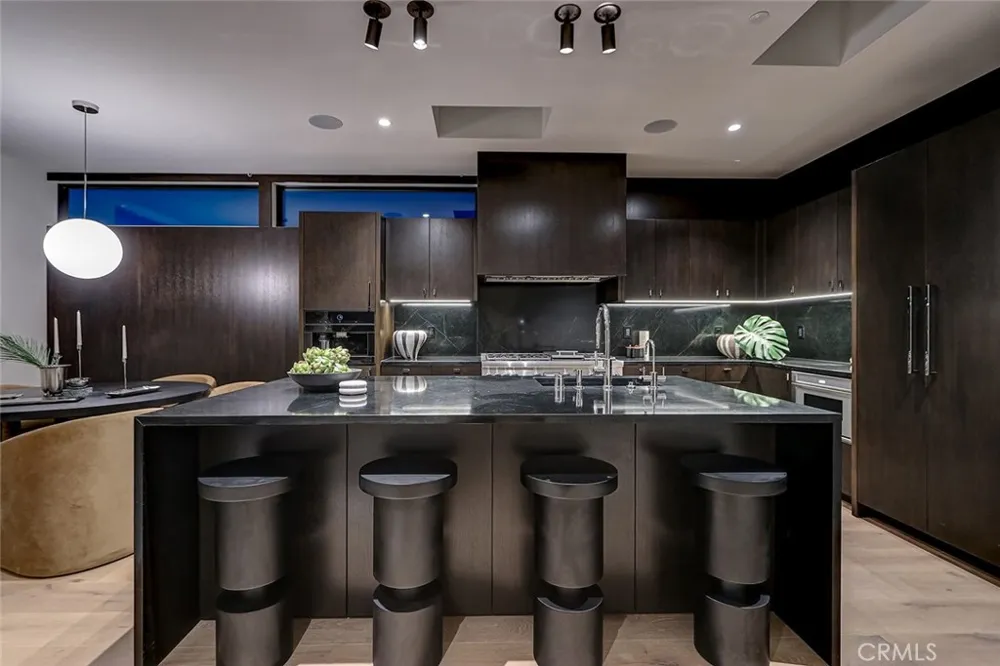 315 25th Manhattan Beach, CA 90266