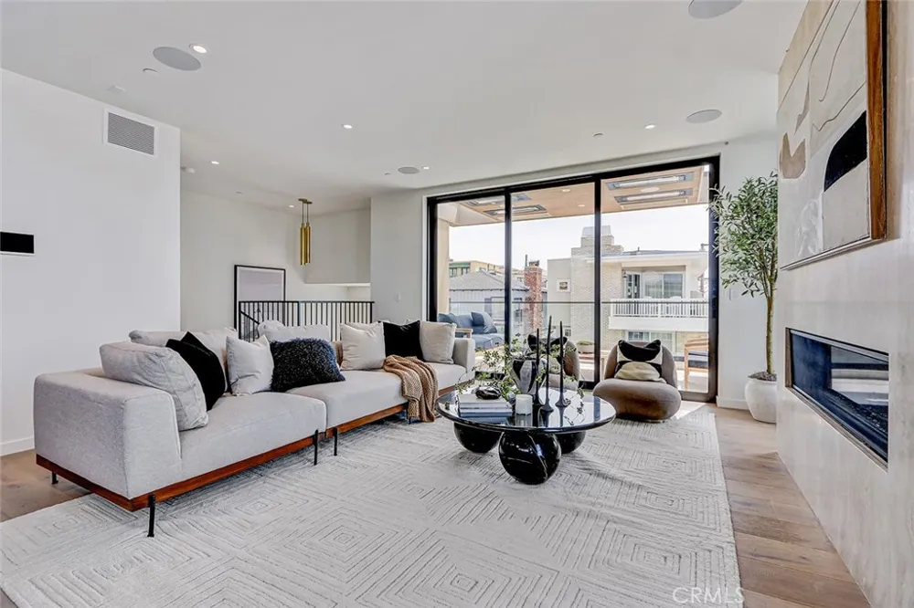 315 25th Manhattan Beach, CA 90266