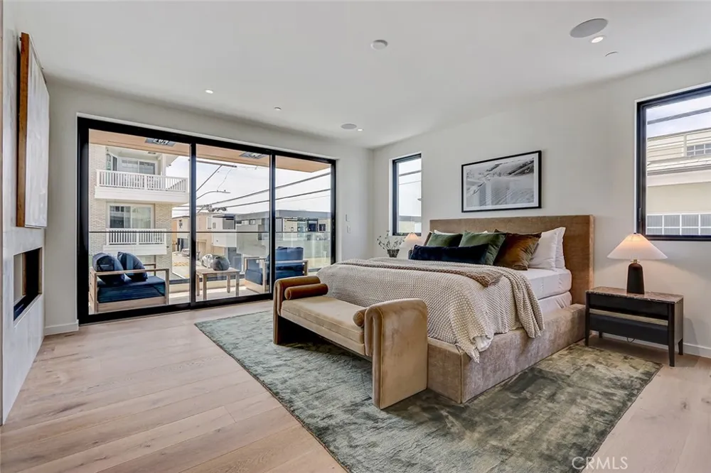 315 25th Manhattan Beach, CA 90266