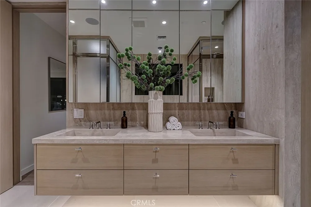 315 25th Manhattan Beach, CA 90266