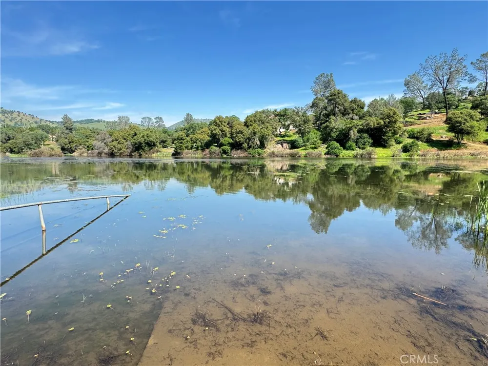 3295 Blue Oak Dr Catheys Valley, CA 95306