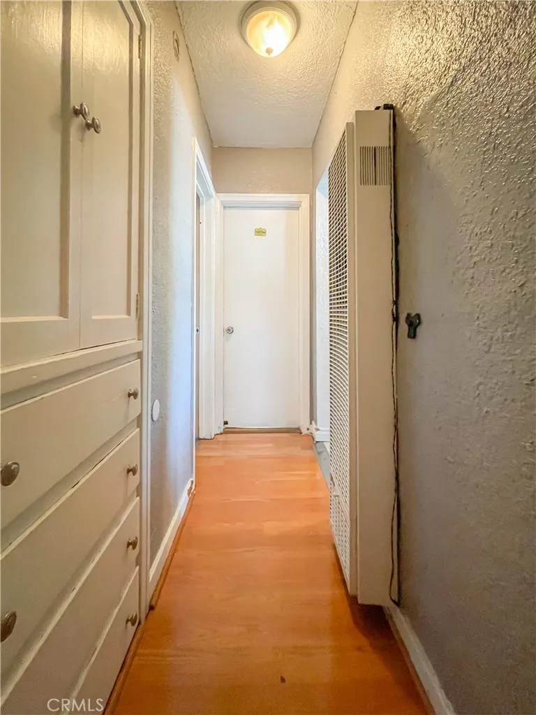 8205 Stanford Los Angeles, CA 90001